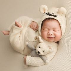 Newborn Baby Hat & Clothes Set with Mouse Doll – Perfect for Photoshoots