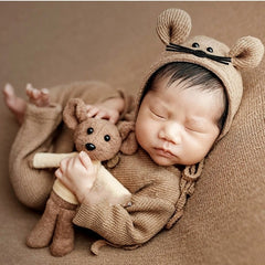 Newborn Baby Hat & Clothes Set with Mouse Doll – Perfect for Photoshoots